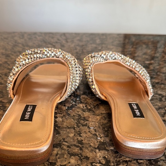 Nine West embellished square toe Gold and Silver Women's slide Sandals 7.5 NWOT - Picture 8 of 11